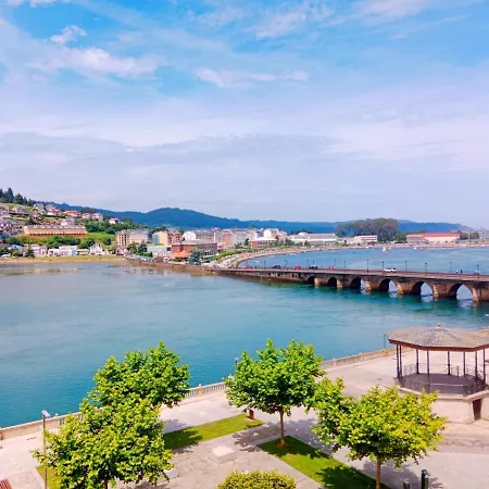 Sobre La Ria 2 Apartment Viveiro